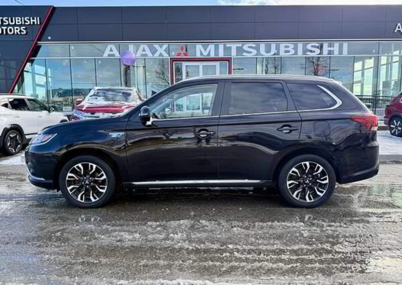 Mitsubishi Outlander PHEV * * КАМЕРА * * CARFAX * * АВТО КРЕДИТ * * , снимка 4 - Автомобили и джипове - 52854406