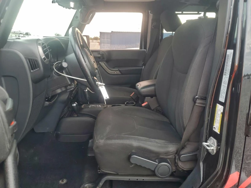 Jeep Wrangler 3.6* UNLIMITED SPORT* РЕАЛНИ КМ!, снимка 8 - Автомобили и джипове - 53135584