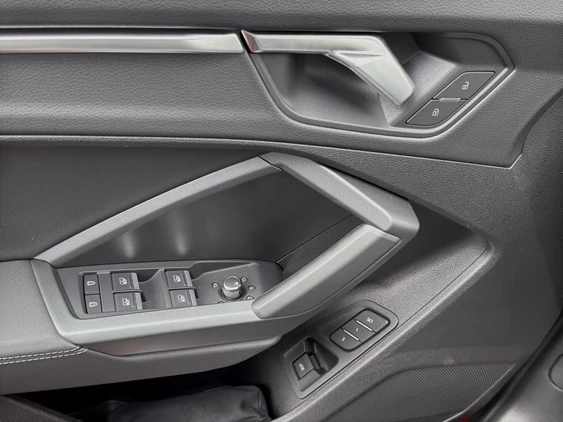 Audi Q3 Sportback 40 TDI Quattro = S-line = Гаранция - изображение 4