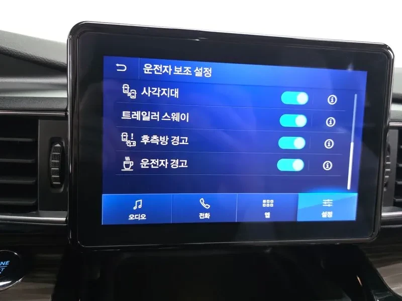 Ford Explorer 3.3 - САМО 30% АВАНС , снимка 16 - Автомобили и джипове - 56292864