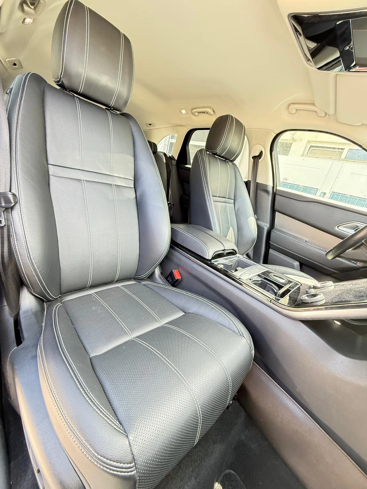 Land Rover Range Rover Velar TDI240 - изображение 6