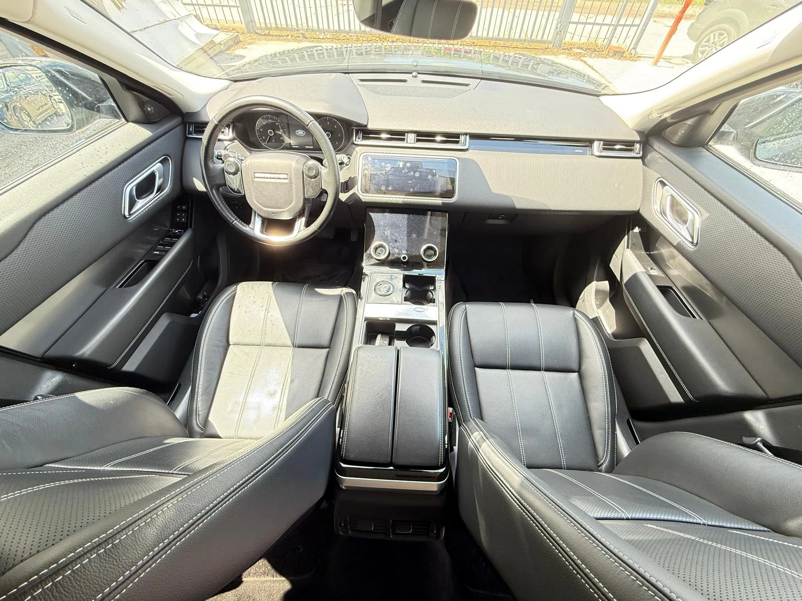 Land Rover Range Rover Velar TDI240 - изображение 8