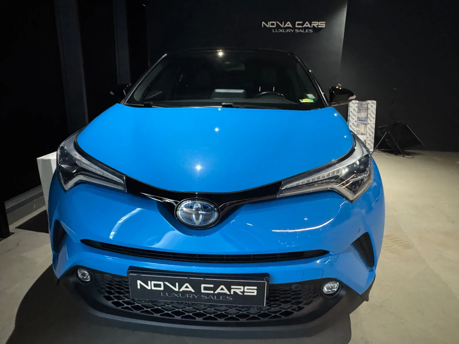 Toyota C-HR  - изображение 2