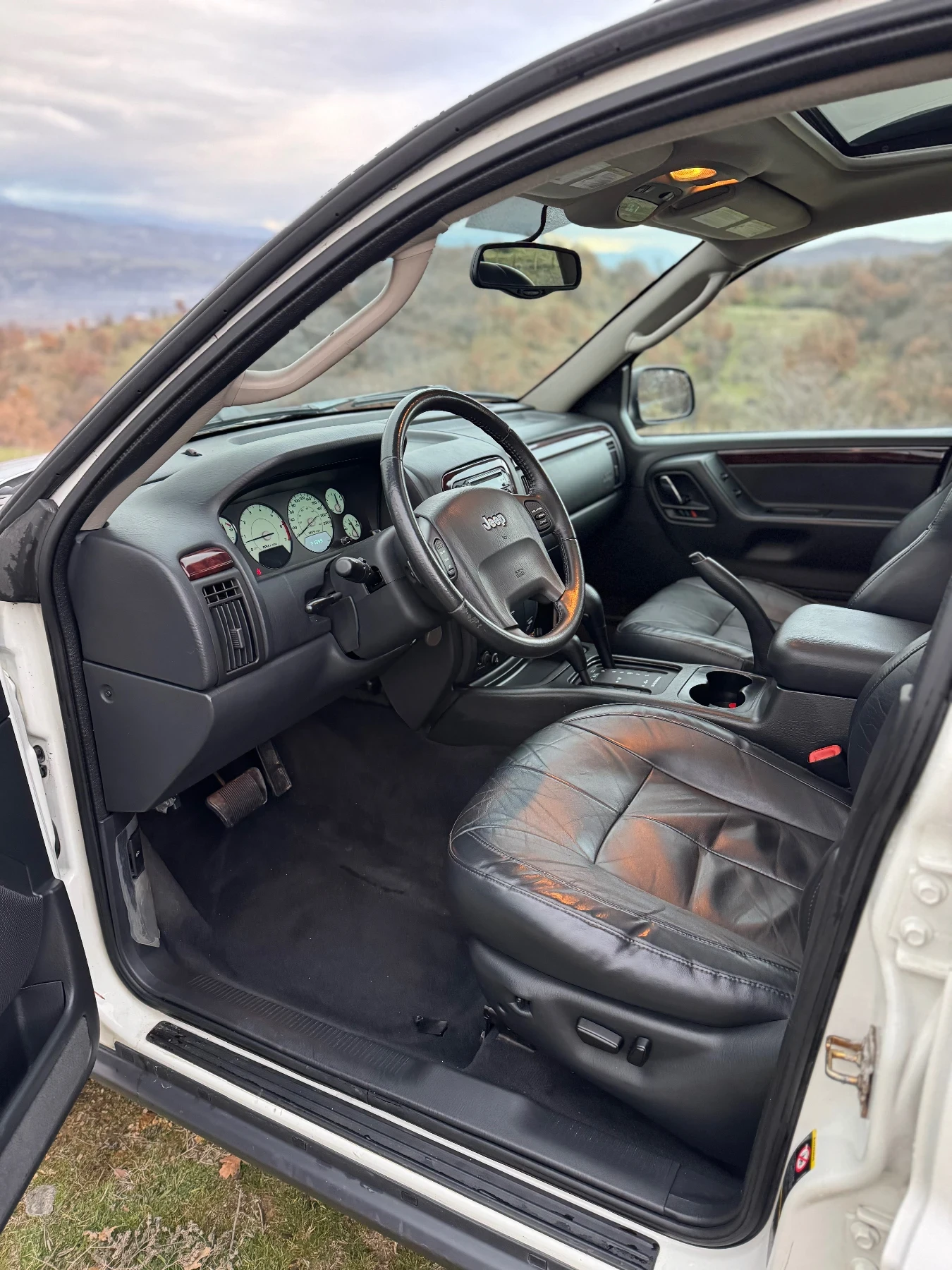 Jeep Grand cherokee 4.7 Quadra Drive - изображение 7