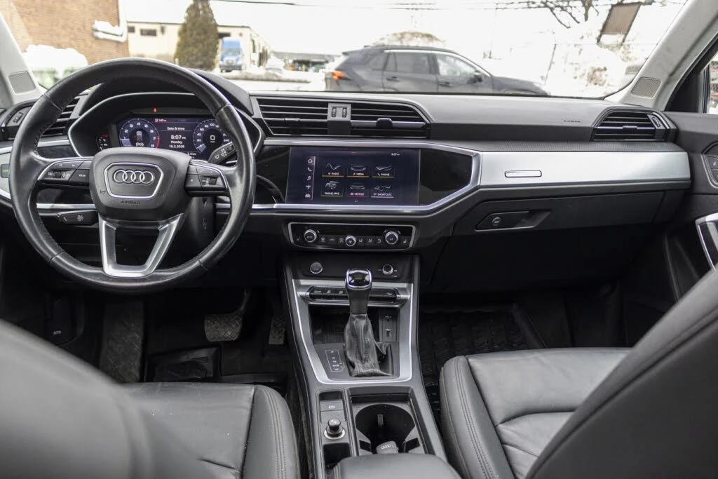 Audi Q3 45 TFSI Quattro* PANORAMA* ПОДГРЕВ* CARPLAY*  - изображение 9