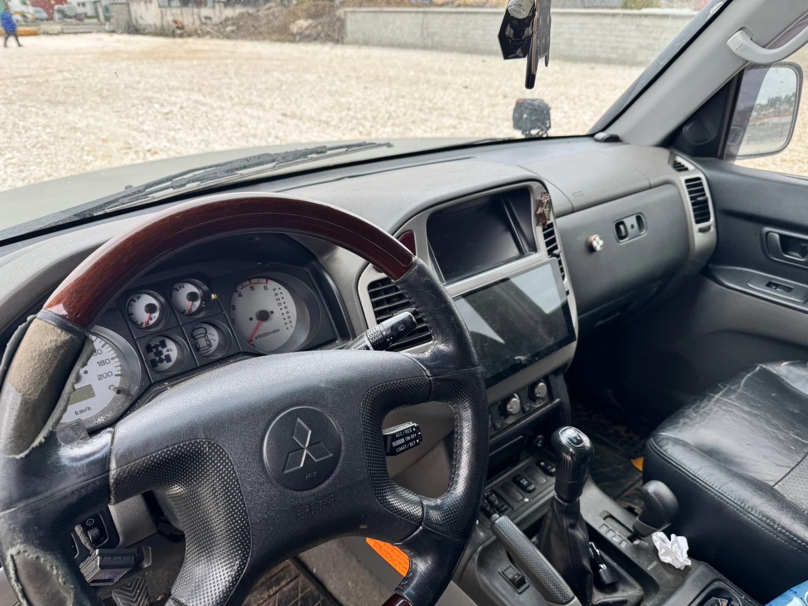 Mitsubishi Pajero 3.2 | Mobile.bg � ����������� 8