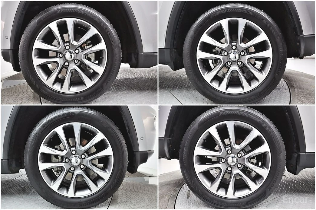 Jeep Grand cherokee 3.6 LIMITED* ПОДГРЕВ* ОБДУХВАНЕ* PANORAMA* КАМЕРА*, снимка 4 - Автомобили и джипове - 54241277