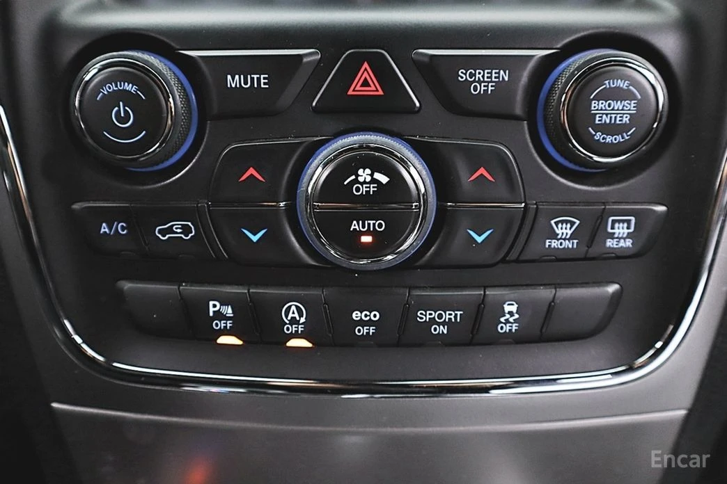 Jeep Grand cherokee 3.6 LIMITED* ПОДГРЕВ* ОБДУХВАНЕ* PANORAMA* КАМЕРА*, снимка 8 - Автомобили и джипове - 54241277