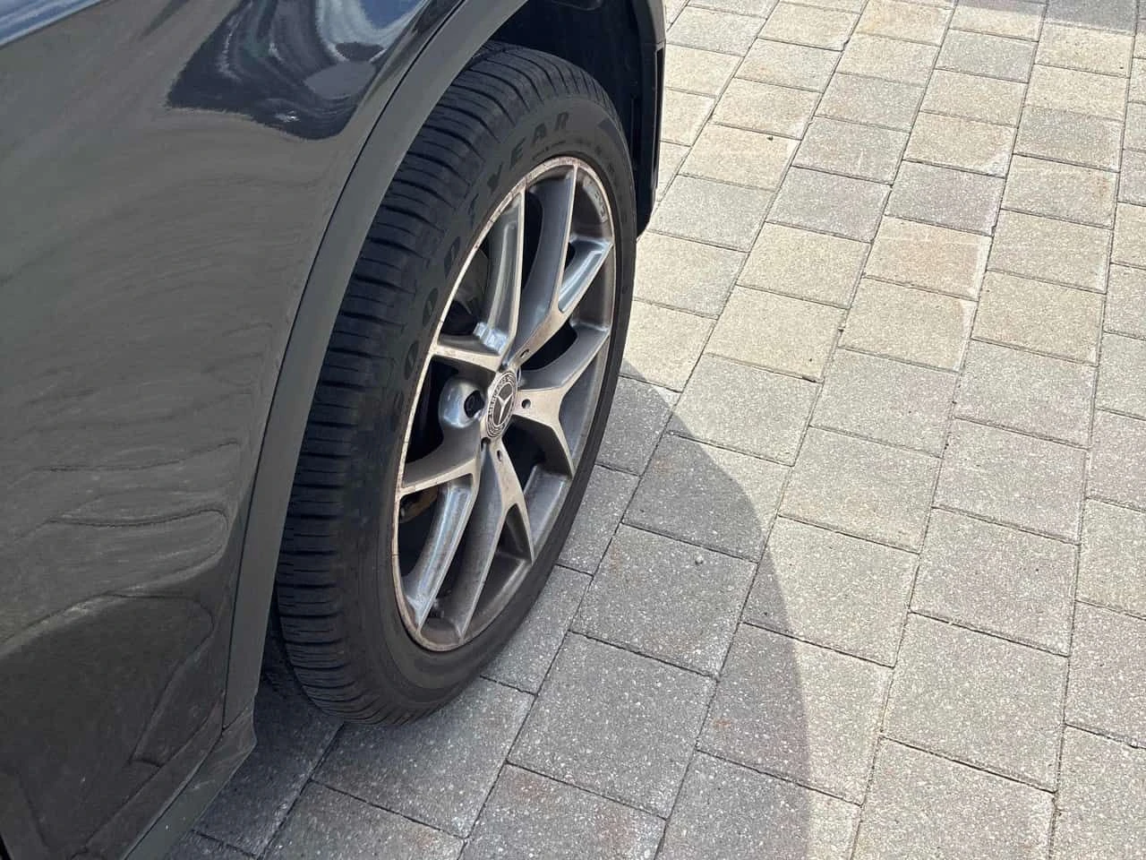 Mercedes-Benz GLC 300 4MATIC* DISTRONIC* PANORAMA* 360КАМЕРИ* , снимка 14 - Автомобили и джипове - 54377273