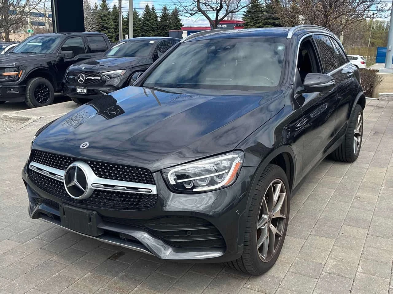 Mercedes-Benz GLC 300 4MATIC* DISTRONIC* PANORAMA* 360КАМЕРИ* 