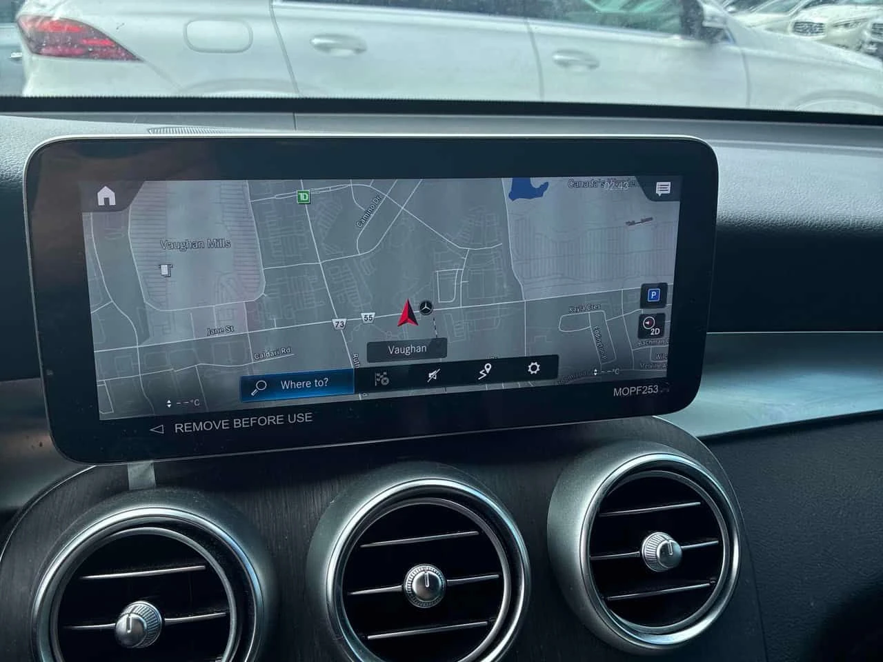 Mercedes-Benz GLC 300 4MATIC* DISTRONIC* PANORAMA* 360КАМЕРИ* , снимка 16 - Автомобили и джипове - 54377273