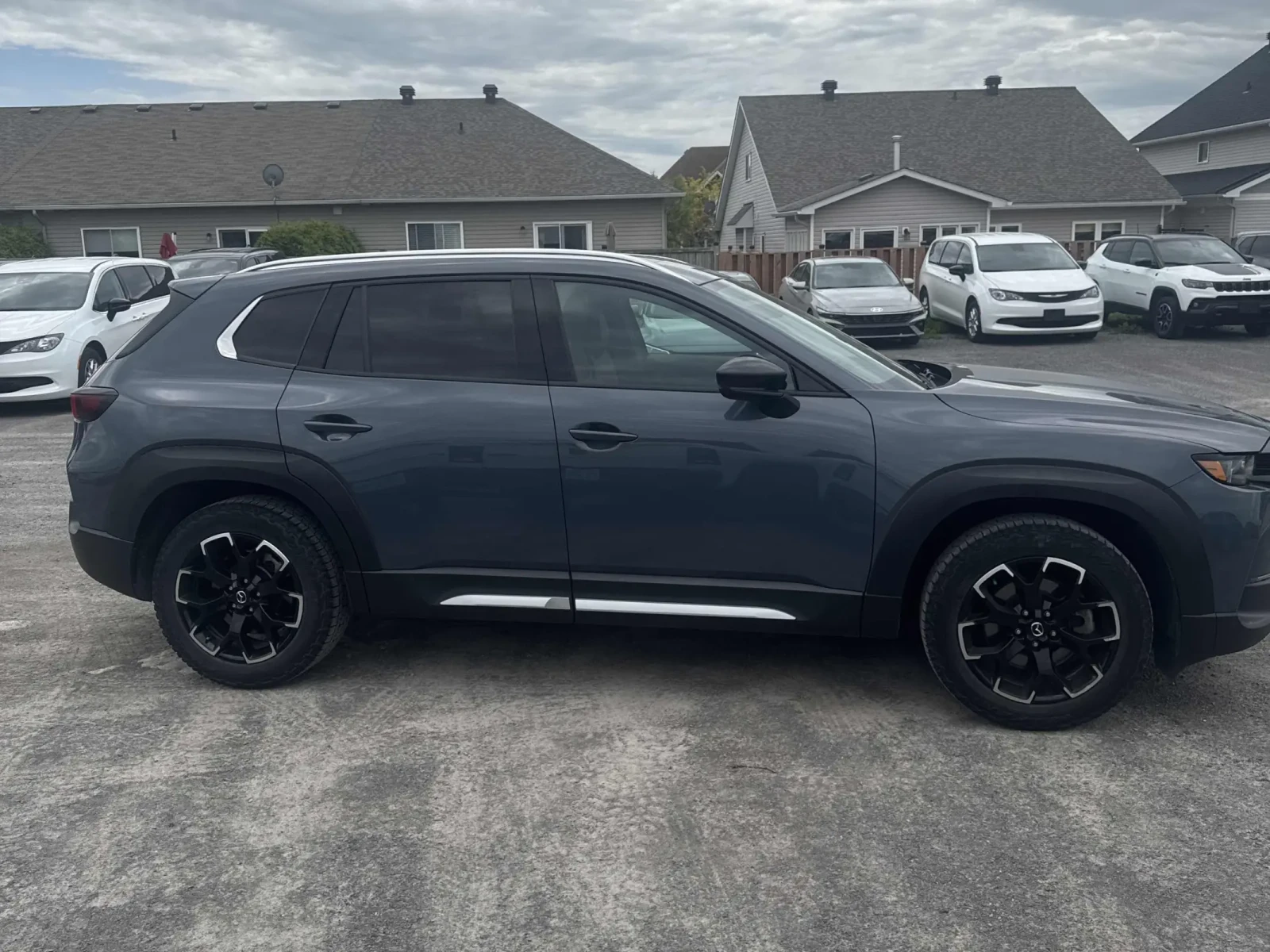 Mazda CX-50 Meridian Edition * CARFAX * АВТО КРЕДИТ * , снимка 4 - Автомобили и джипове - 54714996
