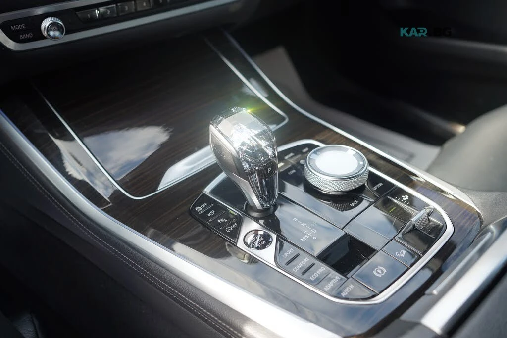 BMW X5 X-Drive40i * HeadUp *  AвтоКредит * (ЦЕНА ДО БГ), снимка 13 - Автомобили и джипове - 54739228