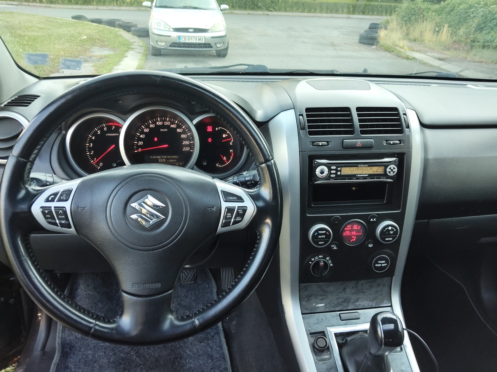 Suzuki Grand vitara 2, 4i 170ps EXECUTIVE, снимка 7 - Автомобили и джипове - 55411376