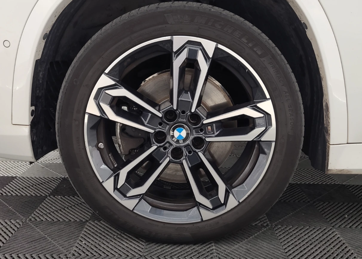 BMW X1 M-pack* xDrive* Памет* Remote* Панорама* м.Точки, снимка 14 - Автомобили и джипове - 55742700