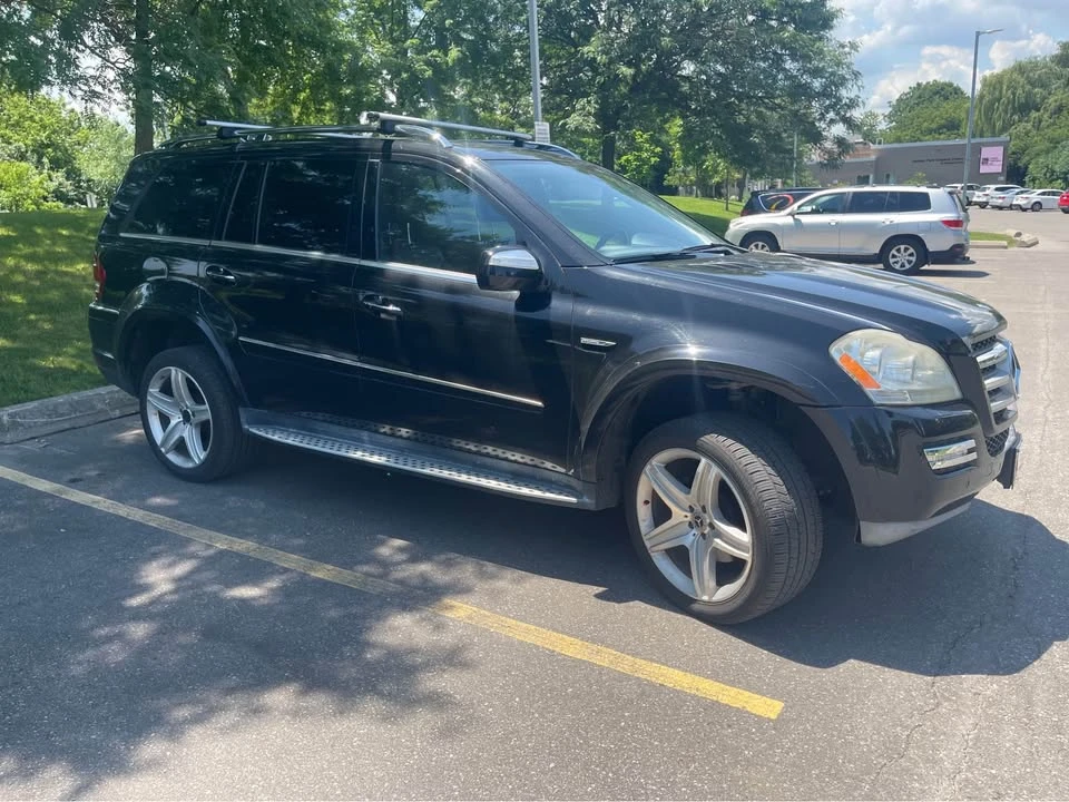Mercedes-Benz GL 55 AMG * AIRMATIC* АВТОКРЕДИТ БЕЗ ПЪРВОНАЧАЛНА ВНОСКА* , снимка 2 - Автомобили и джипове - 55768087