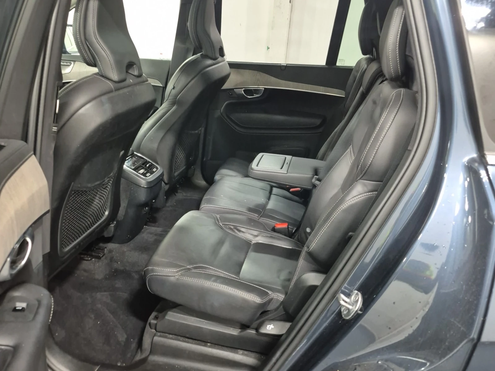 Volvo Xc90  ULTIMATE BRIGHT THEME / ДО БЪЛГАРИЯ , снимка 13 - Автомобили и джипове - 56104374