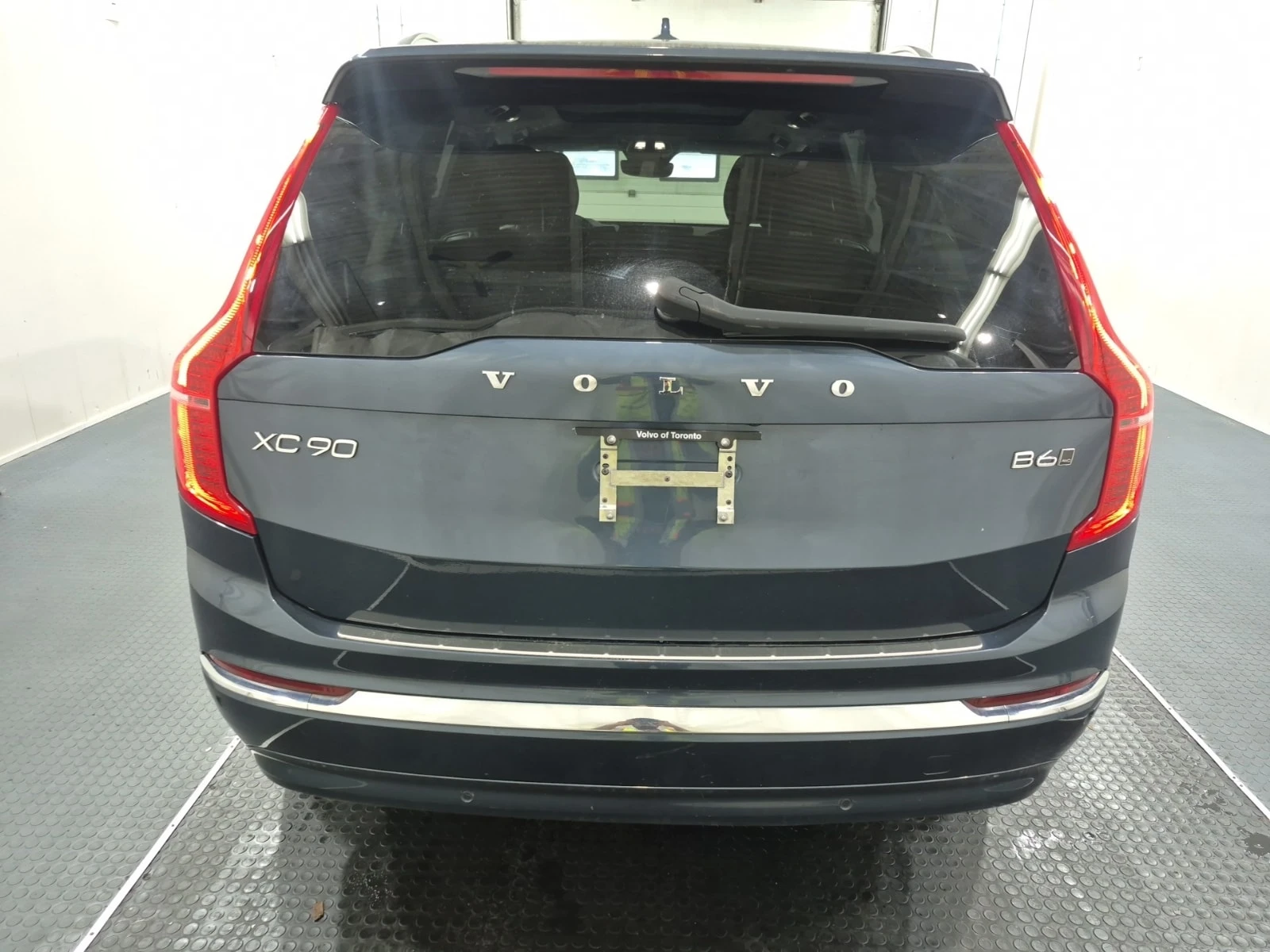Volvo Xc90  ULTIMATE BRIGHT THEME / ДО БЪЛГАРИЯ , снимка 5 - Автомобили и джипове - 56104374