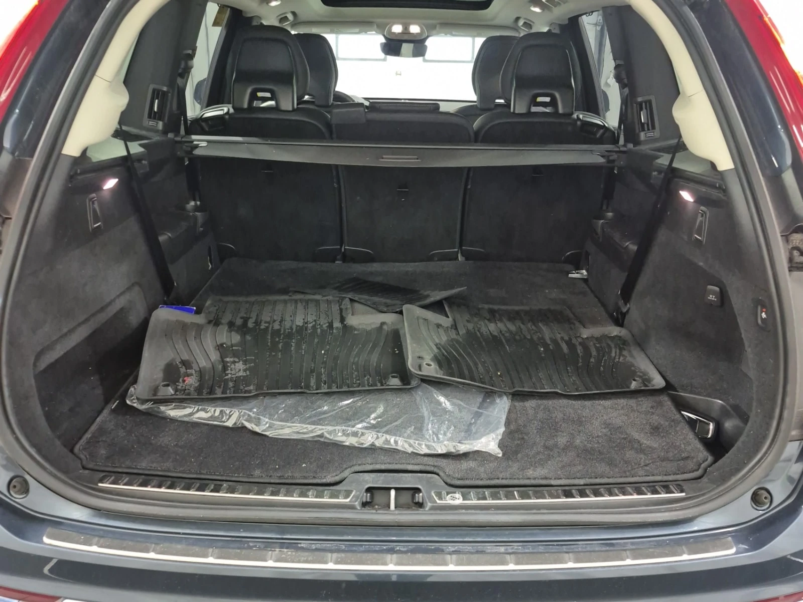 Volvo Xc90  ULTIMATE BRIGHT THEME / ДО БЪЛГАРИЯ , снимка 15 - Автомобили и джипове - 56104374
