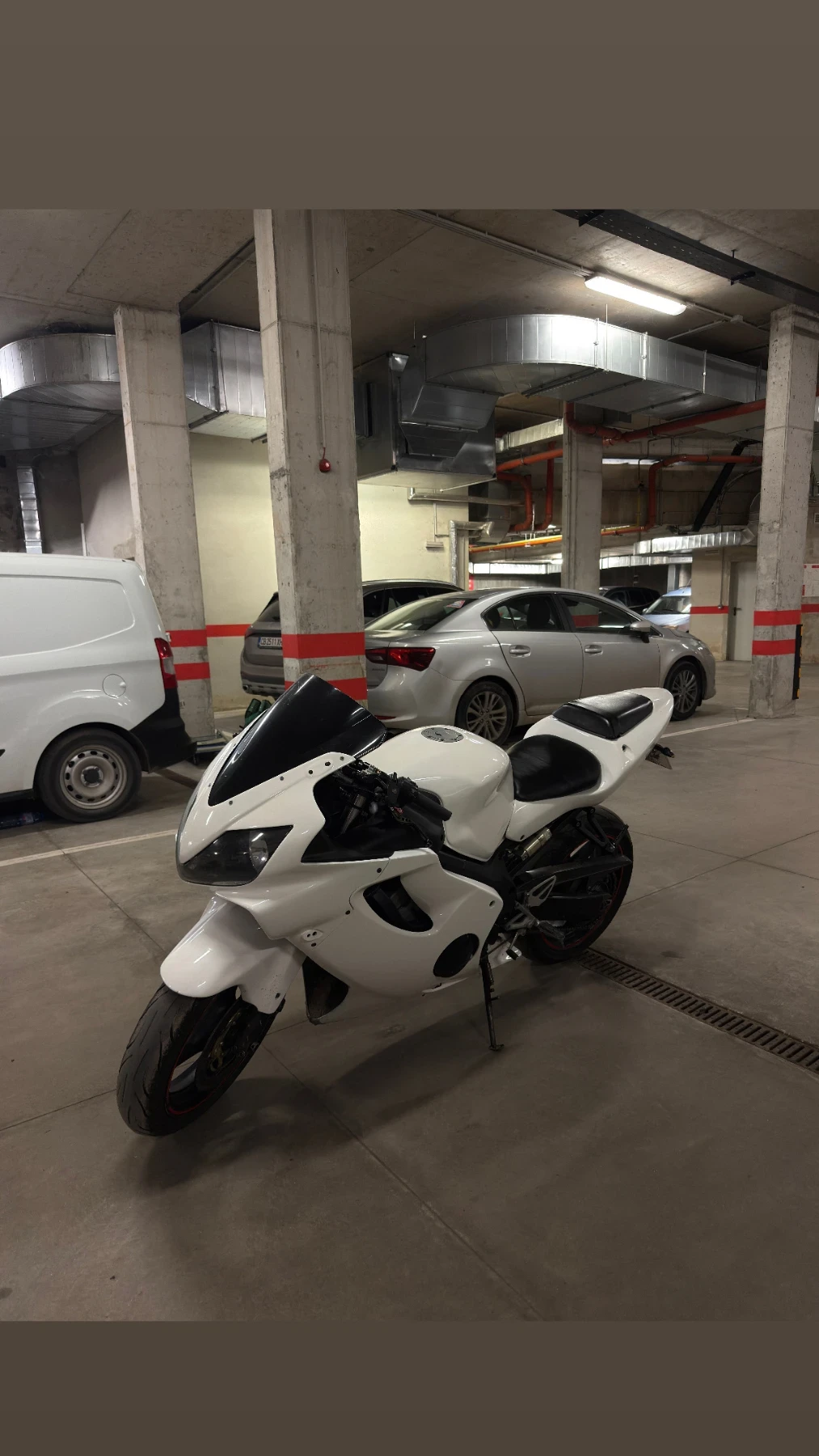 Honda Cbr F4i Sport - изображение 2