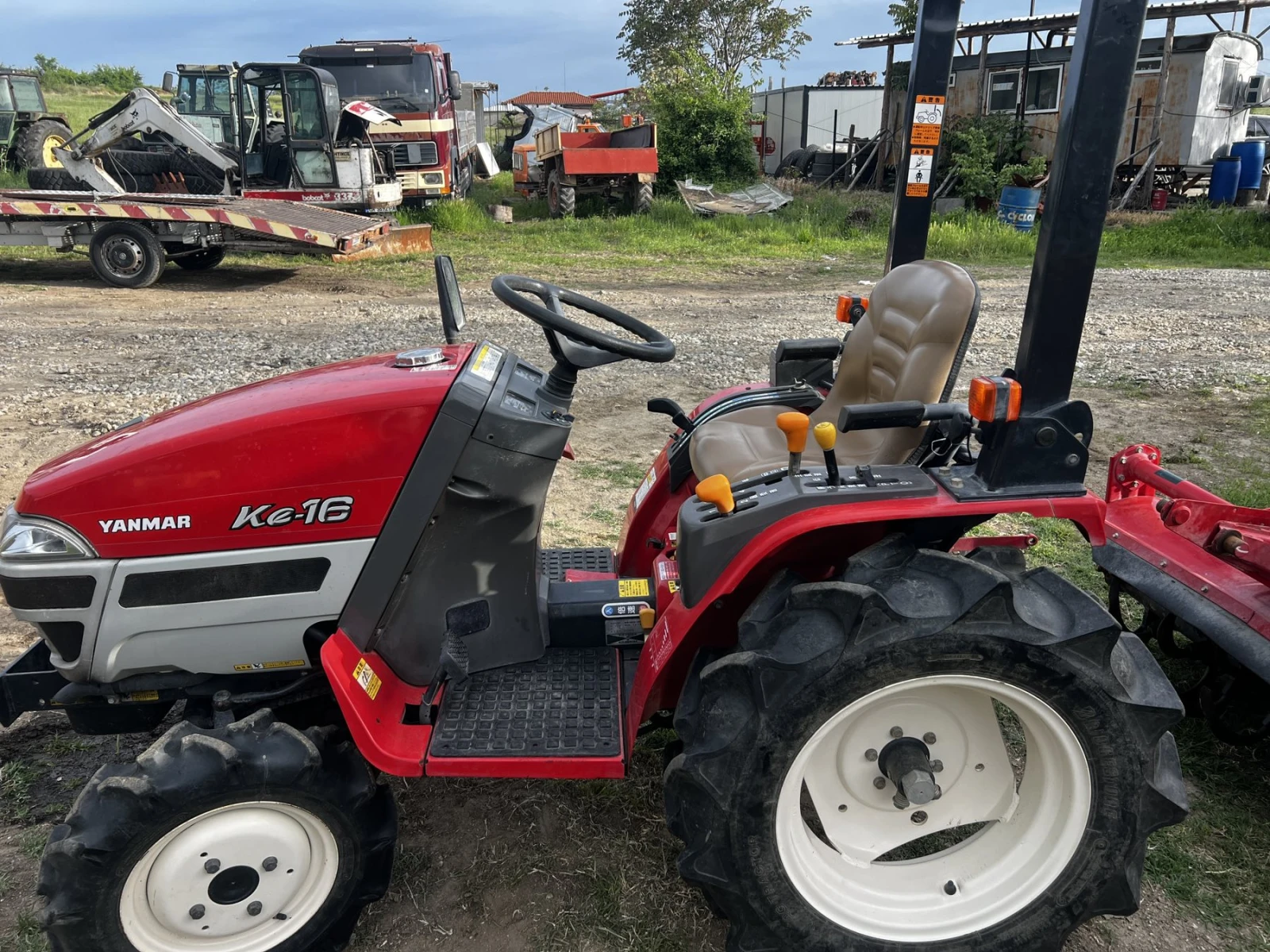 Трактор Yanmar
