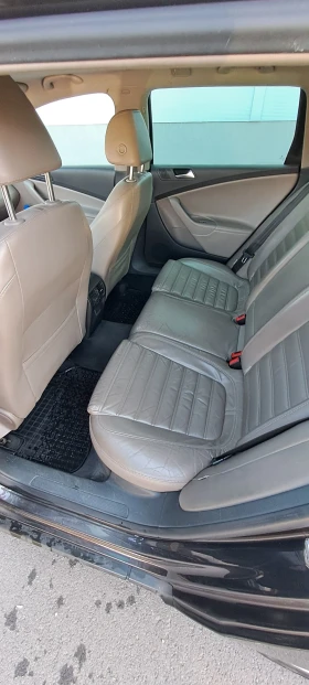 VW Passat 2.0 TDI 16V HIGHLINЕ , снимка 15