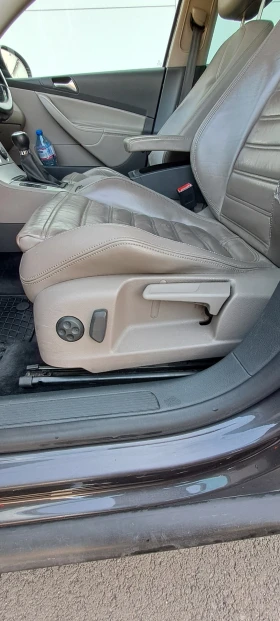 VW Passat 2.0 TDI 16V HIGHLINЕ , снимка 14