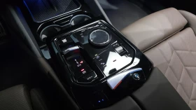 BMW 520 M* SPORT* ПОДГРЕВ* ОБДУХВАНЕ* 360* КАМЕРИ* ПАНО* , снимка 14