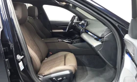BMW 520 M* SPORT* ПОДГРЕВ* ОБДУХВАНЕ* 360* КАМЕРИ* ПАНО* , снимка 8
