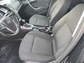 Opel Astra 1.4 / Фабрична газ / 140кс. , снимка 8