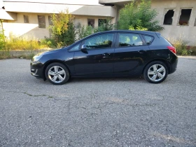 Opel Astra 1.4 / Фабрична газ / 140кс. , снимка 7