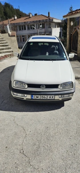     VW Golf  1.8 90 ..