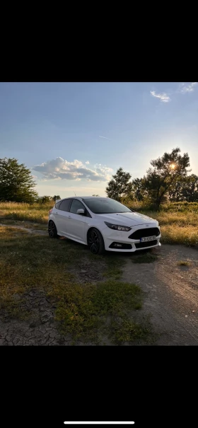 Ford Focus ST, снимка 1