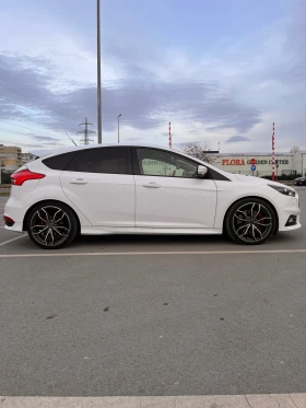 Ford Focus ST, снимка 7