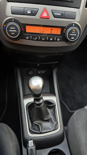 Обява за продажба на Kia Ceed ~4 900 лв. - изображение 10