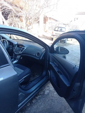 Chevrolet Cruze 1.8i - 4200 € / 8214.49 лв. - 37427041 5