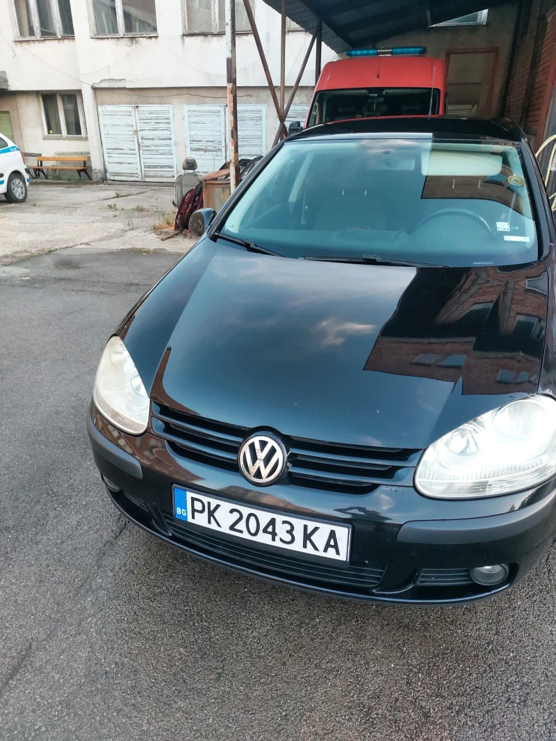 VW Golf 5, снимка 5 - Автомобили и джипове - 47516224