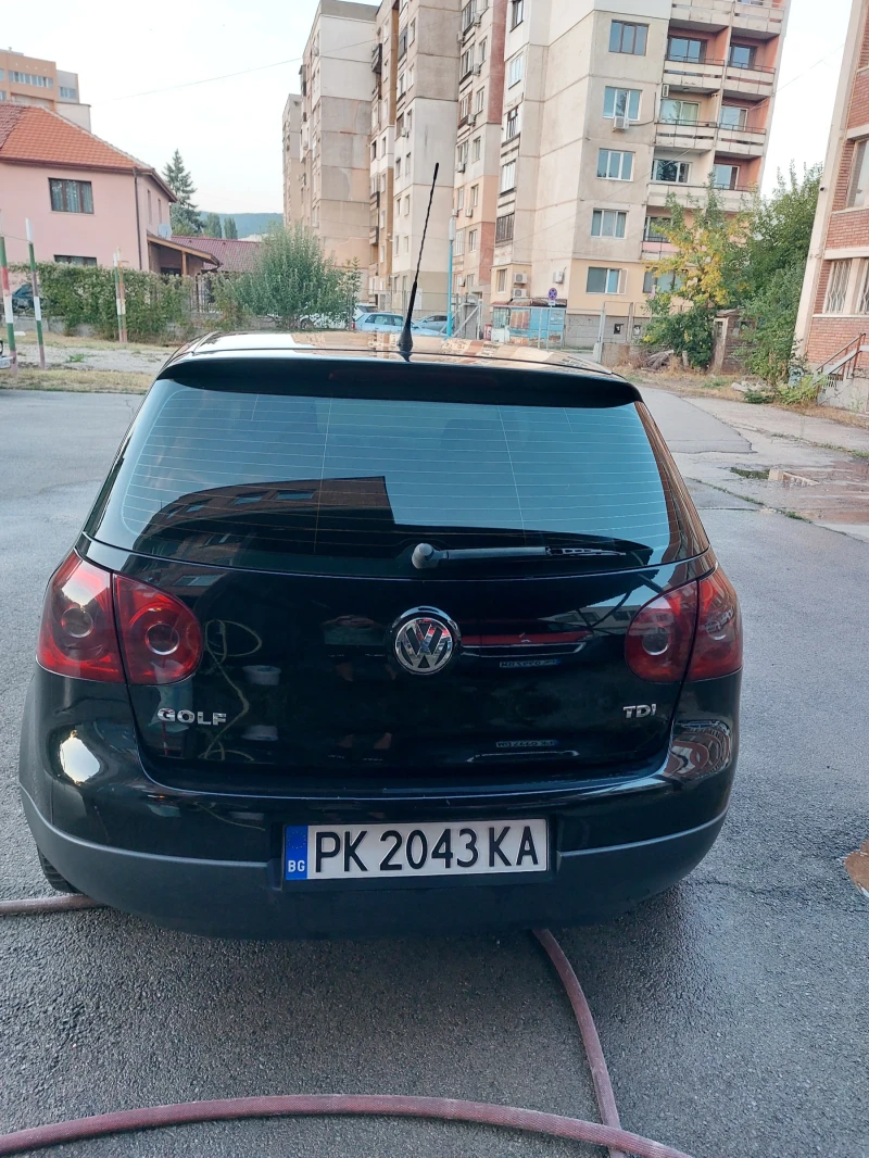 VW Golf 5, снимка 3 - Автомобили и джипове - 47516224