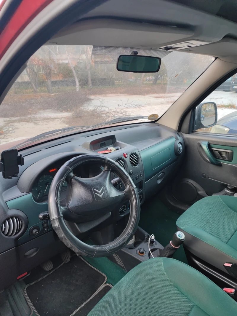 Citroen Berlingo 2.0HDI, снимка 8 - Автомобили и джипове - 47811402