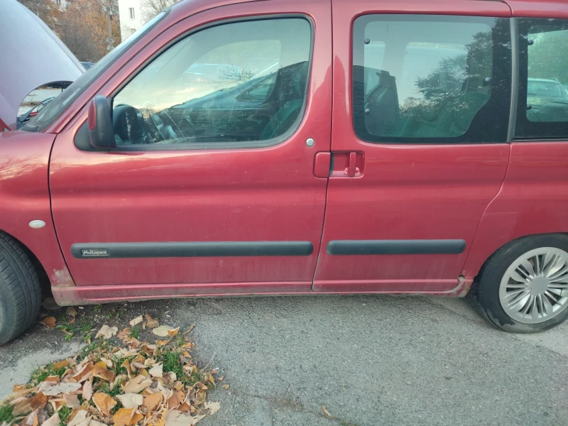 Citroen Berlingo 2.0HDI, снимка 9 - Автомобили и джипове - 47811402