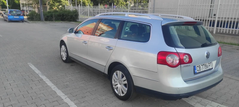 VW Passat, снимка 4 - Автомобили и джипове - 47946121