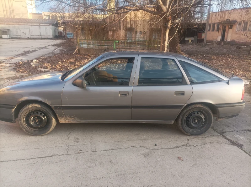 Opel Vectra 1.6I, снимка 2 - Автомобили и джипове - 48643782