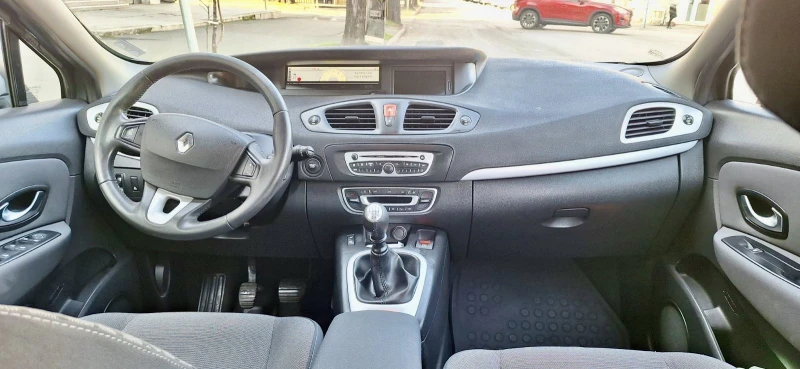 Renault Grand scenic, снимка 7 - Автомобили и джипове - 48954787