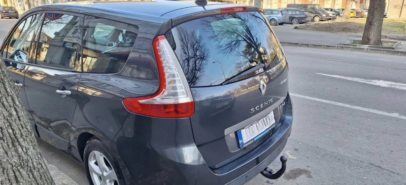 Renault Grand scenic, снимка 3 - Автомобили и джипове - 48954787