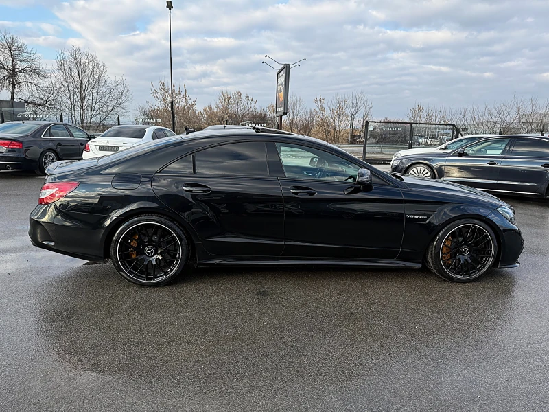 Mercedes-Benz CLS 63 AMG 6.3AMG-585k.c-FACE LIFT-DISTRONIK-KAMERA-CERAMIK-!, снимка 8 - Автомобили и джипове - 49250653