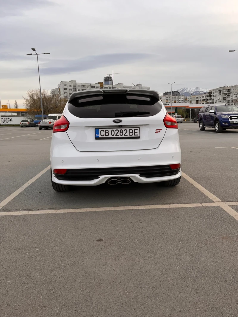 Ford Focus ST, снимка 2 - Автомобили и джипове - 49599313