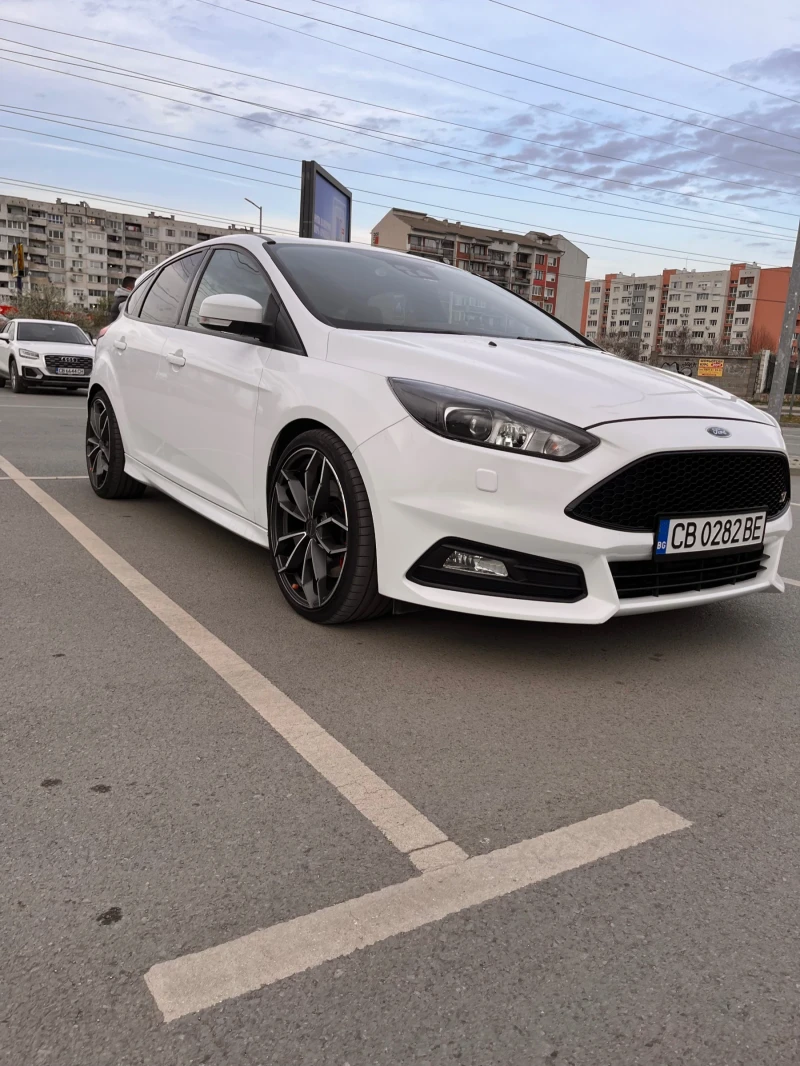 Ford Focus ST, снимка 3 - Автомобили и джипове - 49599313