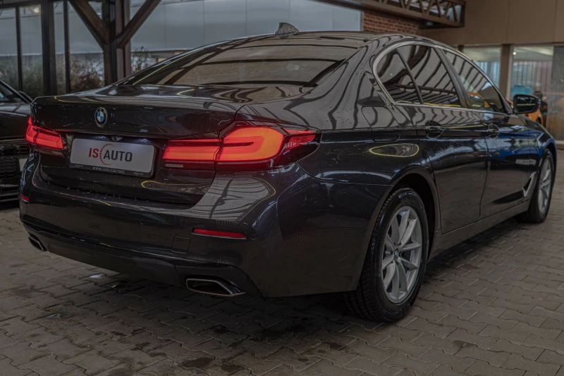 BMW 530 G30/xDrive/Virtual/Камера/Шибедах/Sport/HuD, снимка 3 - Автомобили и джипове - 49717174