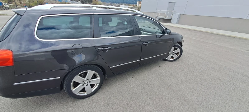 VW Passat 2.0 TDI 16V HIGHLINЕ , снимка 3 - Автомобили и джипове - 51791582