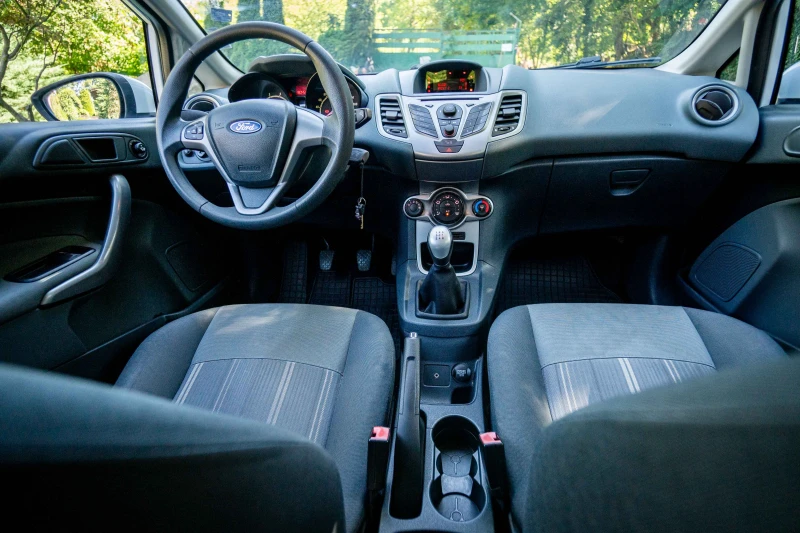 Ford Fiesta, снимка 9 - Автомобили и джипове - 51734436